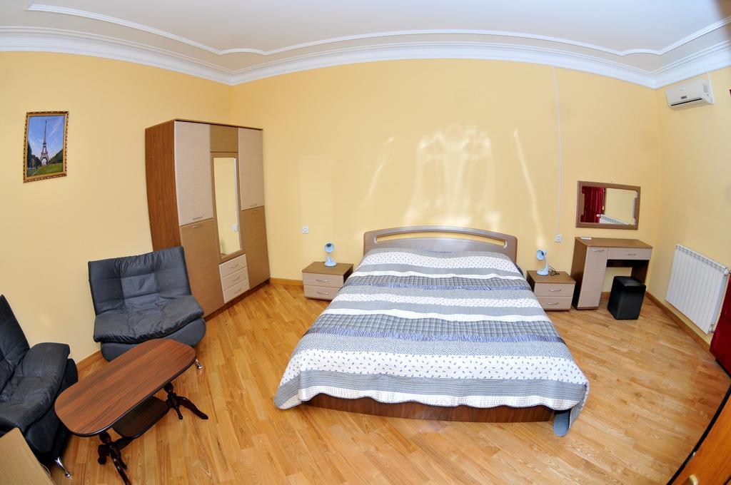 Hotel Relax Тбилиси Екстериор снимка