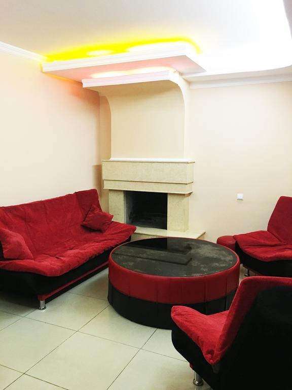 Hotel Relax Тбилиси Екстериор снимка