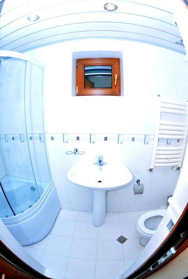 Hotel Relax Тбилиси Екстериор снимка