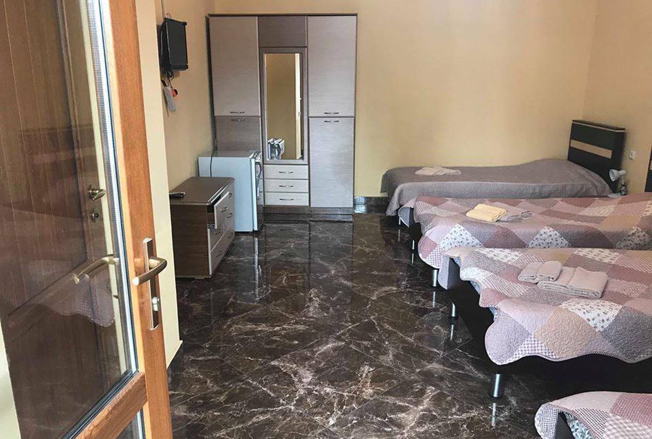 Hotel Relax Тбилиси Екстериор снимка