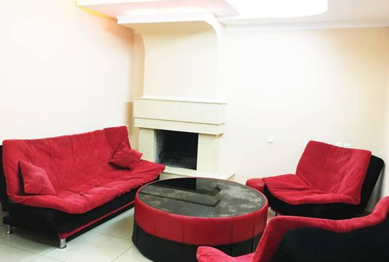 Hotel Relax Тбилиси Екстериор снимка